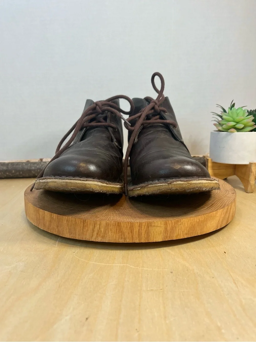 UGG  Leighton Leather Chukka Boots in brown leather Size 12
